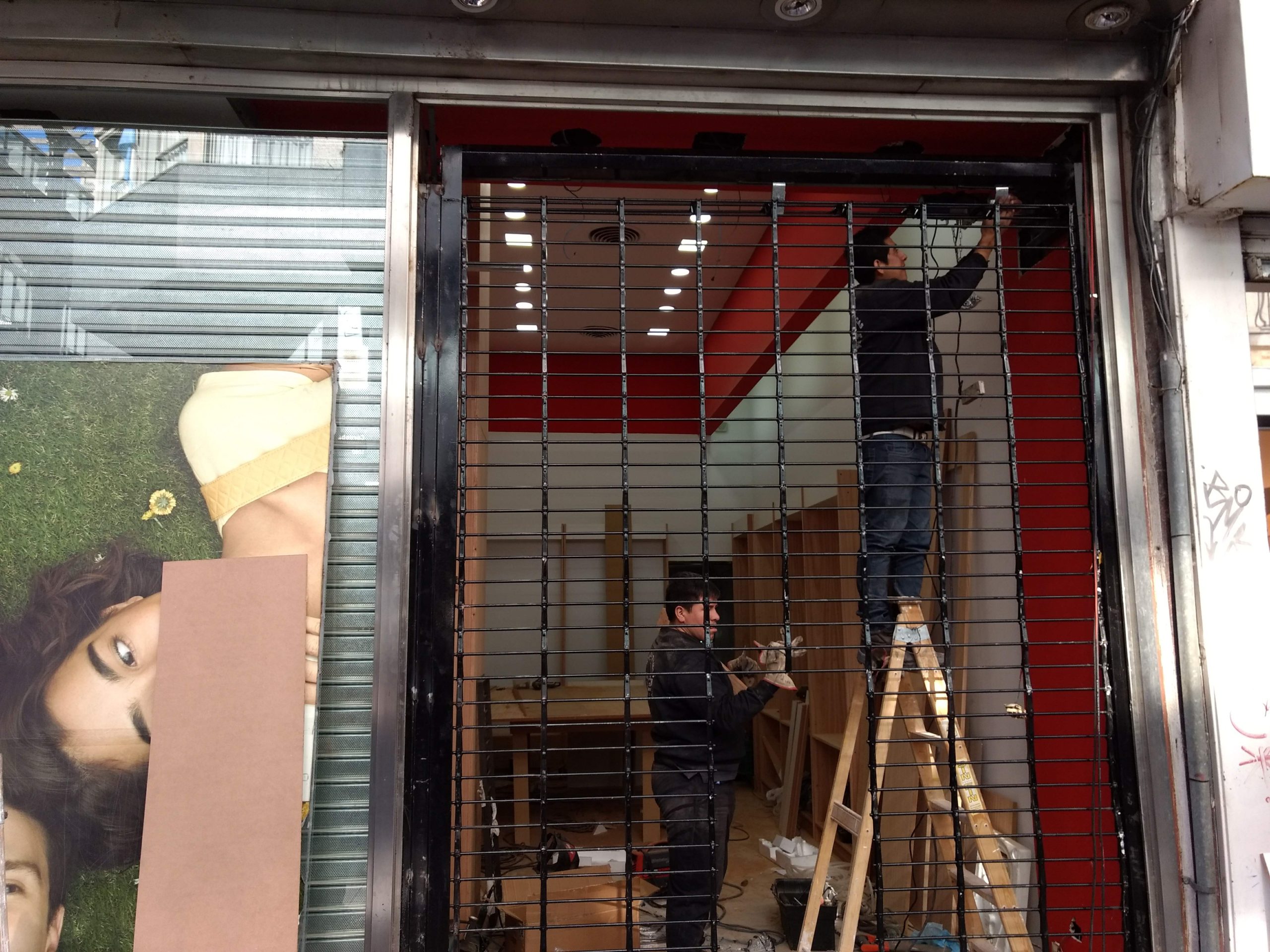 Trabajo realizado Cortina Metálica Vanss 5